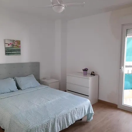 Isabel Manoja 20 * Torremolinos