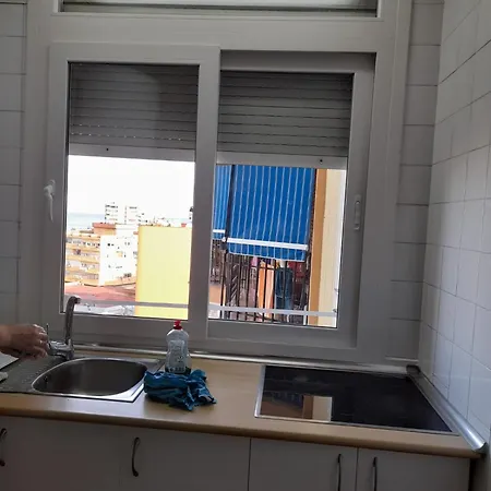 公寓 Isabel Manoja 20 托雷莫利诺斯